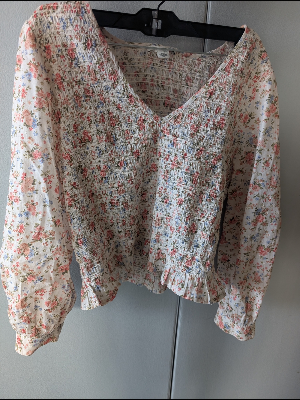 Closet Clean Out Sale. Spring Bundle Anthropologie, Abercrombie, American Eagle - Picture 3 of 13